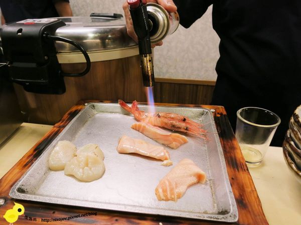 【台北】小六食堂日式料理-傳說中的名店、新鮮吃的到-炙燒鮭魚、比目魚