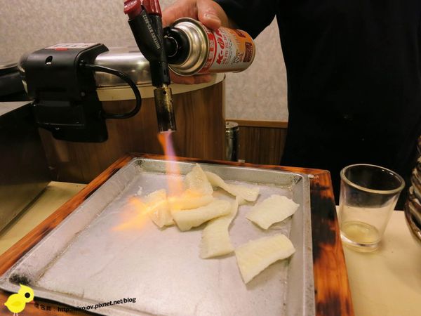 【台北】小六食堂日式料理-傳說中的名店、新鮮吃的到-炙燒鮭魚、比目魚