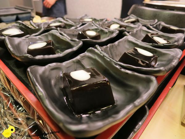 【台北】小六食堂日式料理-傳說中的名店、新鮮吃的到-炙燒鮭魚、比目魚