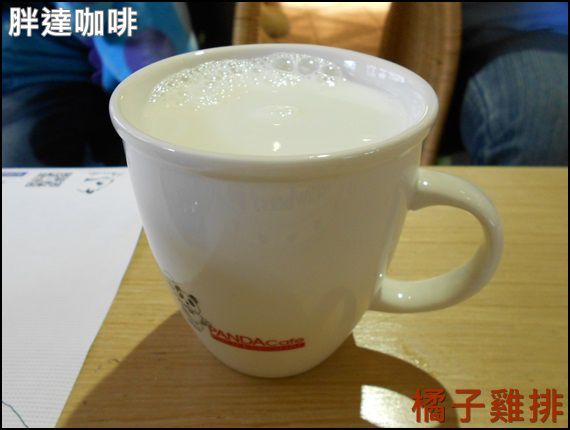 胖達咖啡輕食館 早午餐 下午茶專賣：口碑NO.26-台中-胖達咖啡輕食館-可愛熊貓拉花