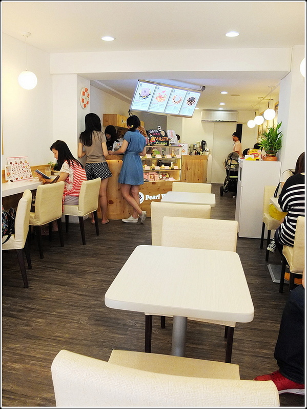 玻爾鬆餅(敦南店)：【團購券】我在「玻爾」遇見清脆甜蜜的珍珠糖鬆餅ღ