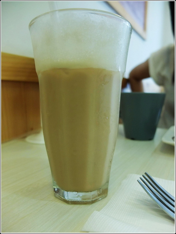 玻爾鬆餅(敦南店)：【團購券】我在「玻爾」遇見清脆甜蜜的珍珠糖鬆餅ღ