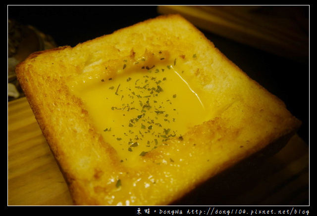 【台北食記】士林親子餐廳。伊莎貝拉風情館。兒童遊戲區