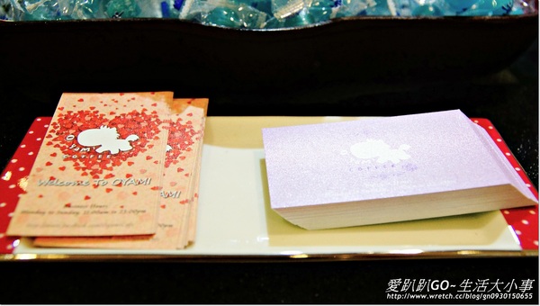 Oyami cafe:【食記/台北市】夏天就是要吃芒果鬆餅