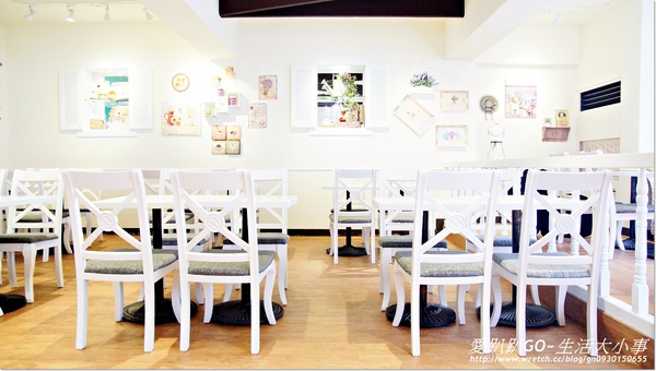 Oyami cafe:【食記/台北市】夏天就是要吃芒果鬆餅