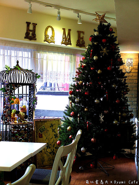 Oyami cafe：《試吃》巷弄中的Tiffany藍，女孩們尖叫吧！【Oyami Cafe】（西門町、鄉村風、咖啡、下午茶、甜點、義大利麵、捷運西門站）