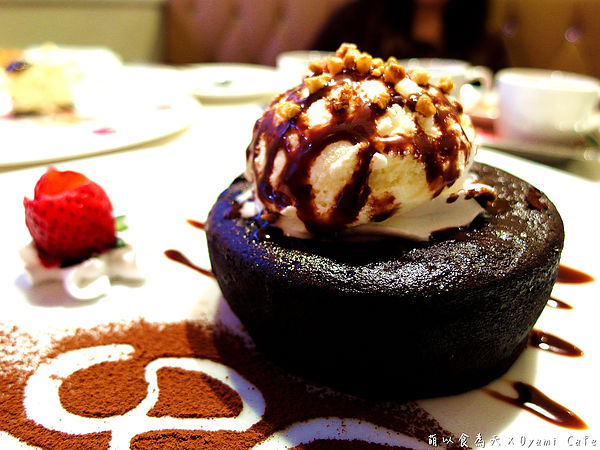 Oyami cafe：《試吃》巷弄中的Tiffany藍，女孩們尖叫吧！【Oyami Cafe】（西門町、鄉村風、咖啡、下午茶、甜點、義大利麵、捷運西門站）