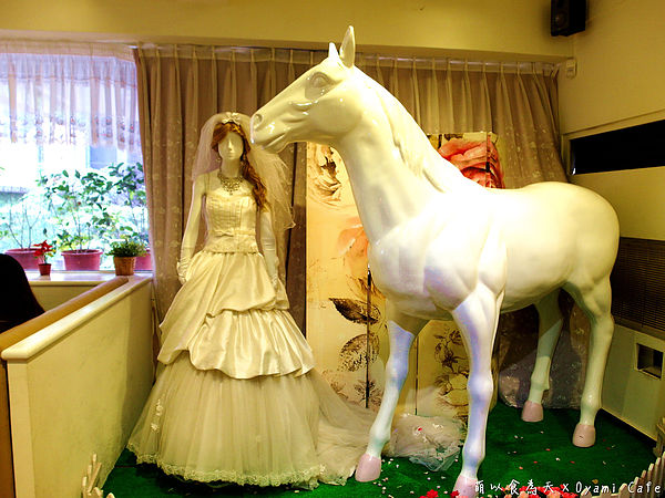 Oyami cafe：《試吃》巷弄中的Tiffany藍，女孩們尖叫吧！【Oyami Cafe】（西門町、鄉村風、咖啡、下午茶、甜點、義大利麵、捷運西門站）