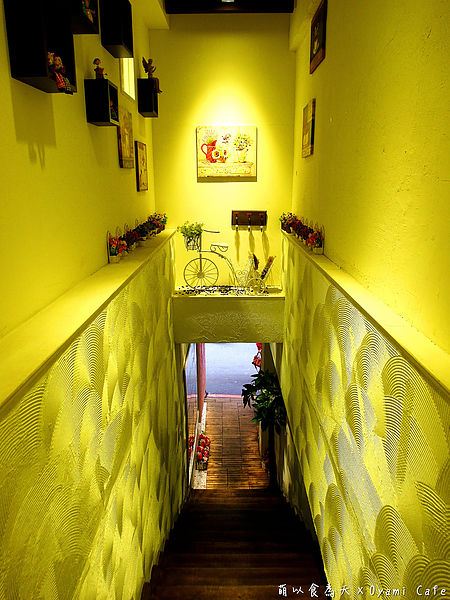 Oyami cafe：《試吃》巷弄中的Tiffany藍，女孩們尖叫吧！【Oyami Cafe】（西門町、鄉村風、咖啡、下午茶、甜點、義大利麵、捷運西門站）