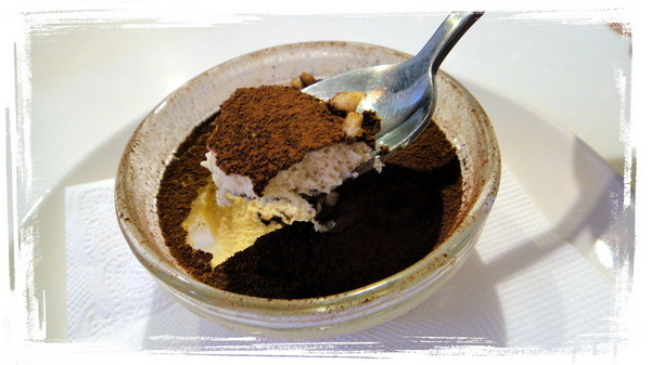 Oyami cafe：【台北西門】在Oyami cafe找到屬於你的白馬王子