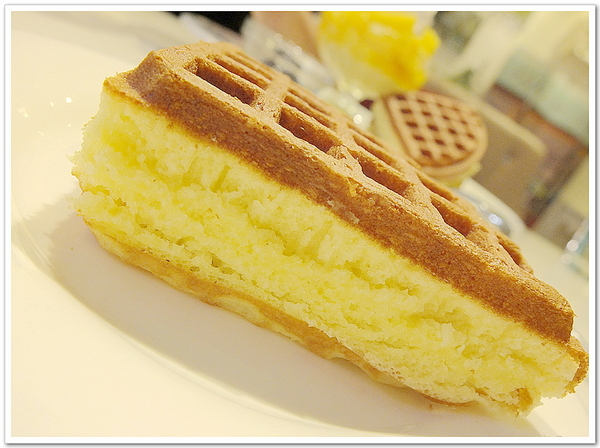 Oyami cafe：【Oyami cafe】 Mafia酸甜初體驗ღ超有料的海鮮燉飯ღ盆栽咖啡超好喝ღ