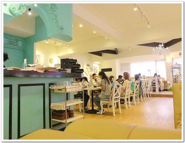 Oyami cafe：【Oyami cafe】 Mafia酸甜初體驗ღ超有料的海鮮燉飯ღ盆栽咖啡超好喝ღ