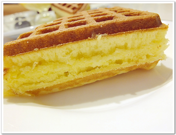 Oyami cafe：【Oyami cafe】 Mafia酸甜初體驗ღ超有料的海鮮燉飯ღ盆栽咖啡超好喝ღ