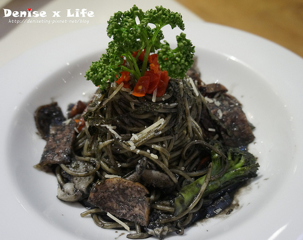 Oyami cafe:北市·西門║ 食✧Oyami cafe*捷運西門