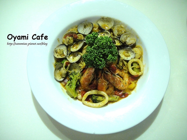 Oyami cafe：【台北市萬華區/食記】 西門町下午茶咖啡 / 鬆餅 / 義大利麵 ✿✿ Oyami Cafe ✿✿