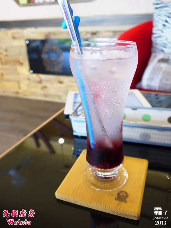 瓦圖廚房Watoto Diner：瓦圖廚房，一間有著非洲風元素的異國料理店～