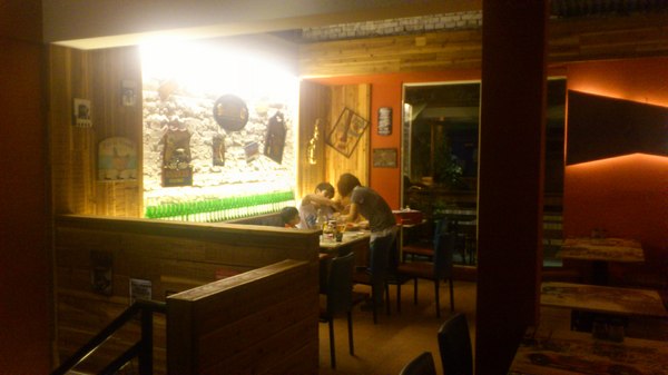 Hot Shock 哈燒庫美式餐廳：[台中][美食]Hot Shock 哈燒庫美式餐廳~享受純正美式風味