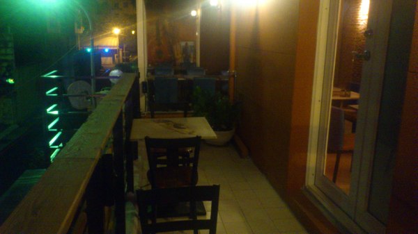 Hot Shock 哈燒庫美式餐廳：[台中][美食]Hot Shock 哈燒庫美式餐廳~享受純正美式風味