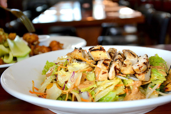 T.G.I.Friday's 星期五美式餐廳(阪急旗艦店)：[美食]TGI FRIDAYS 阪急旗艦店