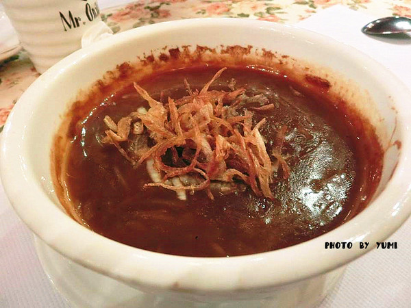 Mr.Onion天母洋蔥牛排餐廳(柏地店)：【台中食記】餐點內容及口味皆有待加強@Mr.Onion天母洋蔥牛排餐廳