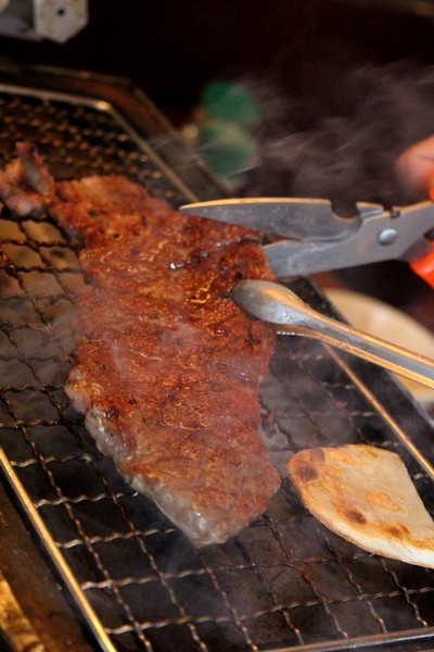 鑽木取火日式燒肉(新莊泰林店):【美食。新北】中秋過了,也要繼續吃烤肉 ❤鑽木取火❤