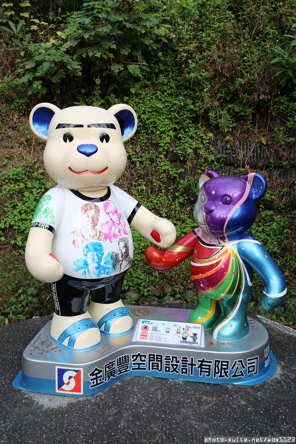 2014泰迪熊台中樂活嘉年華:2014泰迪熊樂活嘉年華✪100+2親子熊到齊❤金古錐~103.12.09更新