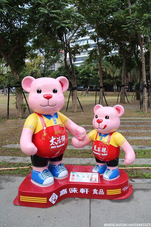 2014泰迪熊台中樂活嘉年華:2014泰迪熊樂活嘉年華✪100+2親子熊到齊❤金古錐~103.12.09更新