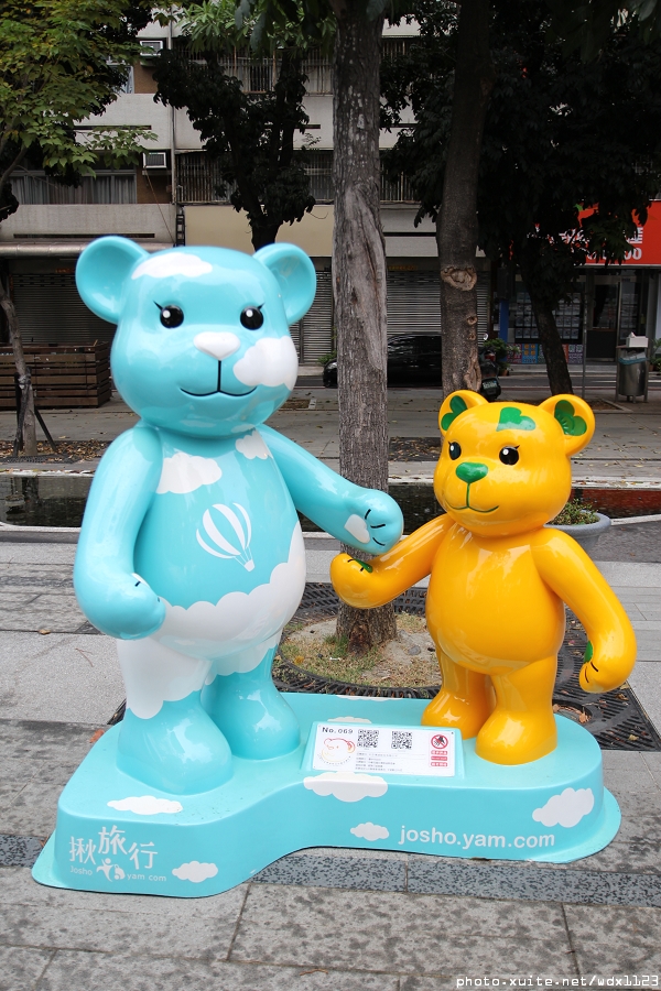 2014泰迪熊台中樂活嘉年華:2014泰迪熊樂活嘉年華✪100+2親子熊到齊❤金古錐~103.12.09更新