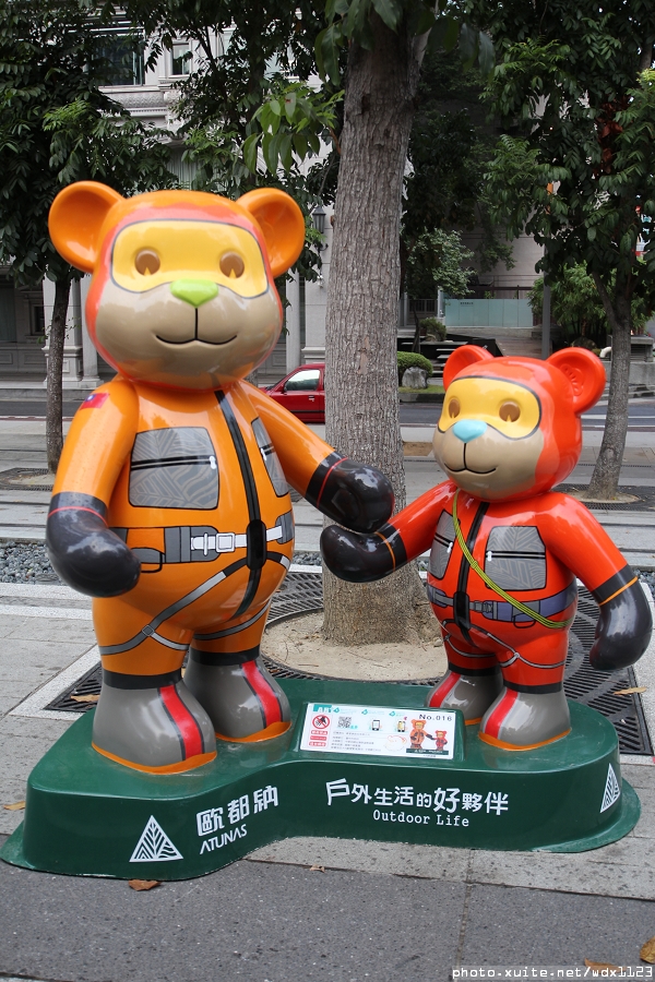 2014泰迪熊台中樂活嘉年華:2014泰迪熊樂活嘉年華✪100+2親子熊到齊❤金古錐~103.12.09更新