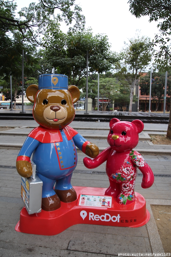 2014泰迪熊台中樂活嘉年華:2014泰迪熊樂活嘉年華✪100+2親子熊到齊❤金古錐~103.12.09更新