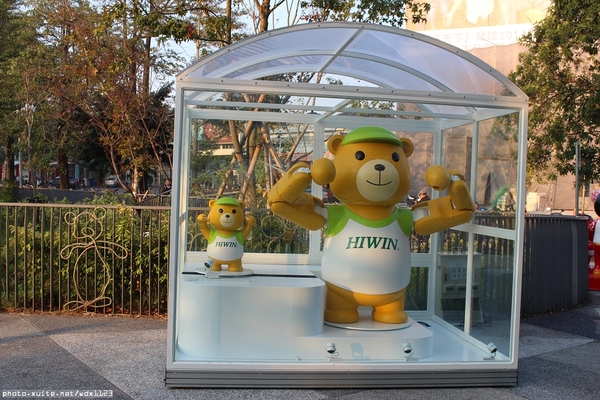 2014泰迪熊台中樂活嘉年華:2014泰迪熊樂活嘉年華✪100+2親子熊到齊❤金古錐~103.12.09更新