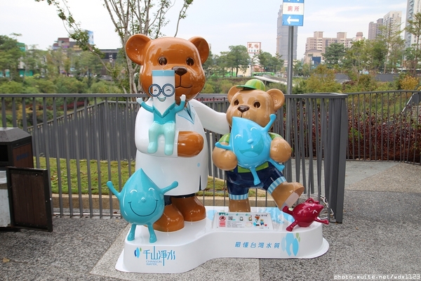 2014泰迪熊台中樂活嘉年華:2014泰迪熊樂活嘉年華✪100+2親子熊到齊❤金古錐~103.12.09更新