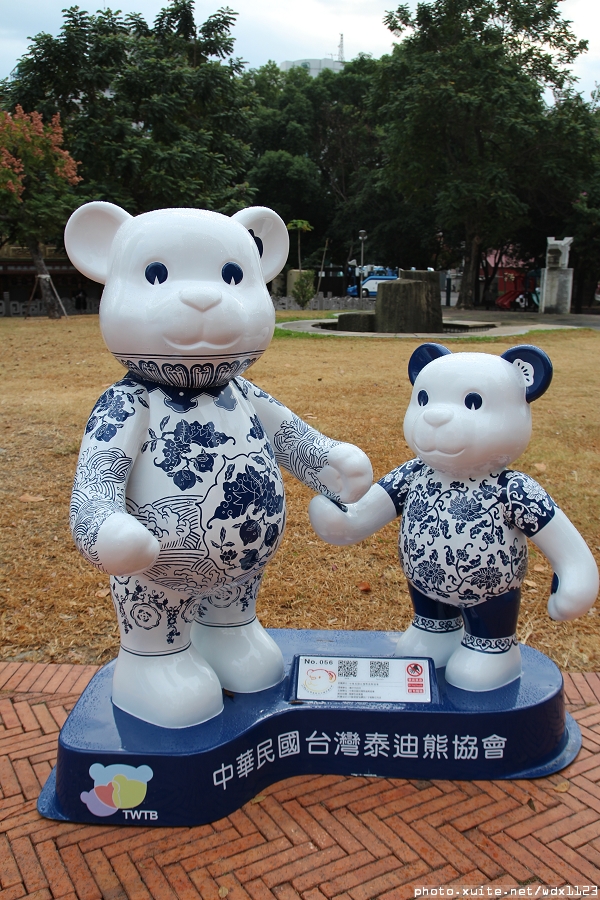 2014泰迪熊台中樂活嘉年華:2014泰迪熊樂活嘉年華✪100+2親子熊到齊❤金古錐~103.12.09更新