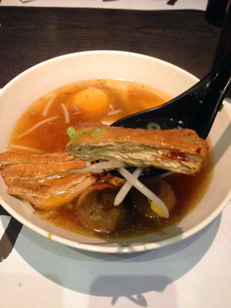 太初麵食りようり：[台中]氣氛滿分+便宜麵食在太初りようり