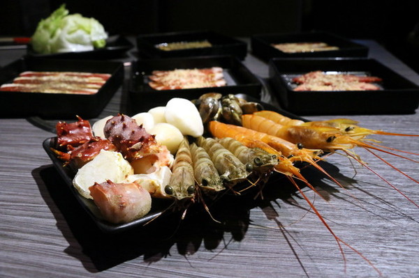 好客酒吧燒烤吃到飽 (14)