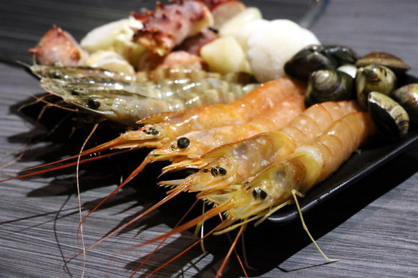 好客酒吧燒烤吃到飽 (24)