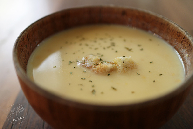 Banbi217 美食旅遊: 田樂二店小公園 For Farm Burger-日式漢堡與炸雞鬆餅,早午餐,下午茶,咖啡館(台中美食)