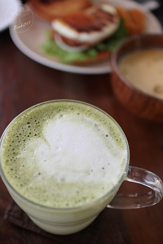 Banbi217 美食旅遊: 田樂二店小公園 For Farm Burger-日式漢堡與炸雞鬆餅,早午餐,下午茶,咖啡館(台中美食)