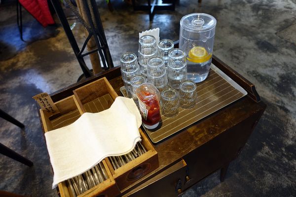 for Farm Burger‧田樂(小公園店)：(胖樺食記)台中必吃早餐”for Farm Burger田樂小公園店”。隱身民宅的優哉鄉村風(內含2016年完整菜單)