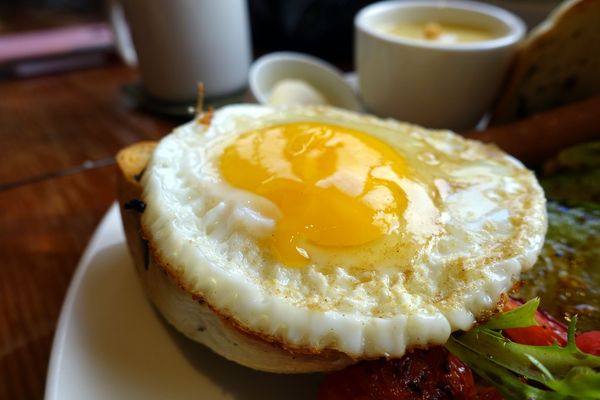 for Farm Burger‧田樂(小公園店)：(胖樺食記)台中必吃早餐”for Farm Burger田樂小公園店”。隱身民宅的優哉鄉村風(內含2016年完整菜單)