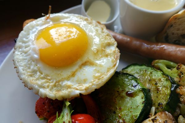 for Farm Burger‧田樂(小公園店)：(胖樺食記)台中必吃早餐”for Farm Burger田樂小公園店”。隱身民宅的優哉鄉村風(內含2016年完整菜單)