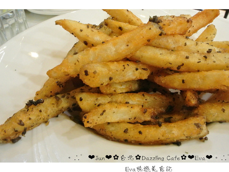 Dazzling Cafe Sunshine(3店):【食記】oO。台北 Dazzling Cafe Sunshine 白鬼鬼蜜糖吐司之不給蜜糖就搗蛋~。o○。