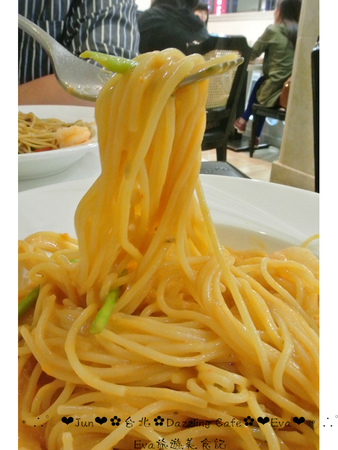 Dazzling Cafe Sunshine(3店):【食記】oO。台北 Dazzling Cafe Sunshine 白鬼鬼蜜糖吐司之不給蜜糖就搗蛋~。o○。