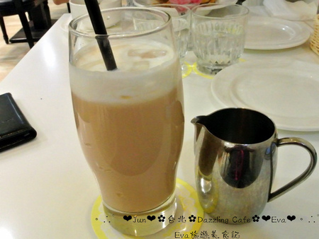Dazzling Cafe Sunshine(3店):【食記】oO。台北 Dazzling Cafe Sunshine 白鬼鬼蜜糖吐司之不給蜜糖就搗蛋~。o○。