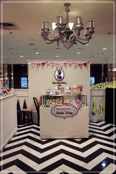 Dazzling cafe Sunshine(三店)：[Cafe] 初訪★Dazzling cafe★ 肖想很久的蜜糖吐司，終於讓我品嚐到囉!!!