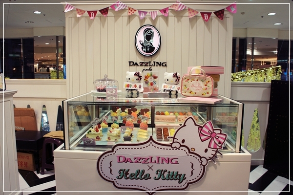 Dazzling cafe Sunshine(三店)：[Cafe] 初訪★Dazzling cafe★ 肖想很久的蜜糖吐司，終於讓我品嚐到囉!!!
