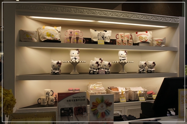 Dazzling cafe Sunshine(三店)：[Cafe] 初訪★Dazzling cafe★ 肖想很久的蜜糖吐司，終於讓我品嚐到囉!!!