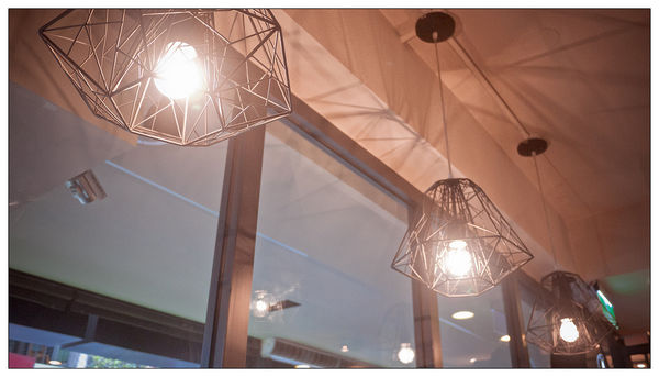 路燈咖啡 Light cafe:【食記】 台北 路燈咖啡_線條優美的公館微型咖啡廳