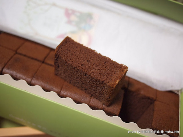 四月南風：【食記】【景點】台中西屯-四月南風伴手禮-長崎蛋糕 Castela 卡斯提拉@秋紅谷 : Let’s run away! 台中一日遊~秋紅谷景觀公園