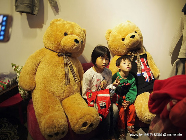 四月南風：【食記】【景點】台中西屯-四月南風伴手禮-長崎蛋糕 Castela 卡斯提拉@秋紅谷 : Let’s run away! 台中一日遊~秋紅谷景觀公園